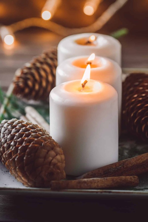 How to Design a Cozy Cottagecore Bedroom with Vintage Touches?